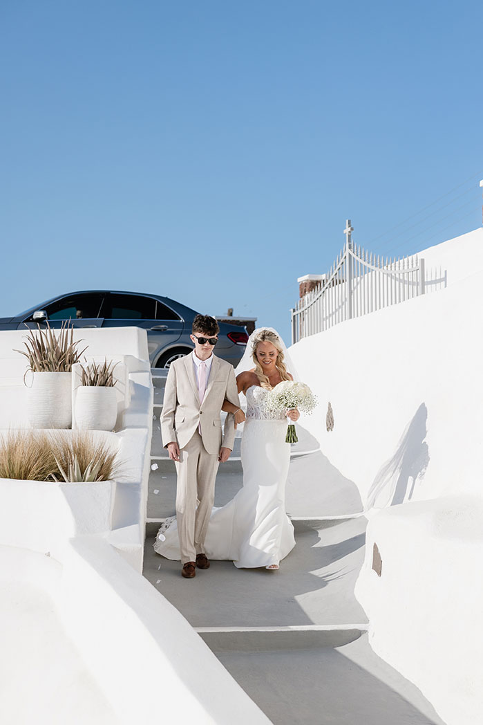 Santorini elopement photography at golden hour