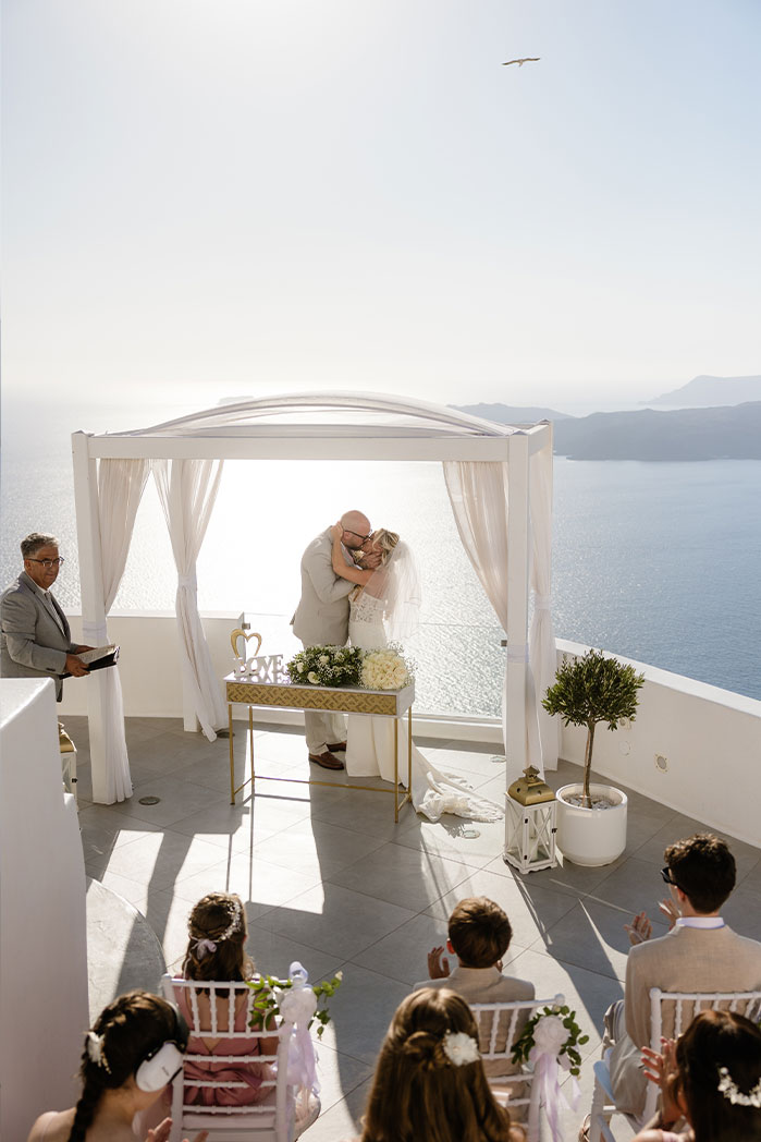 Last light of a Santorini wedding day